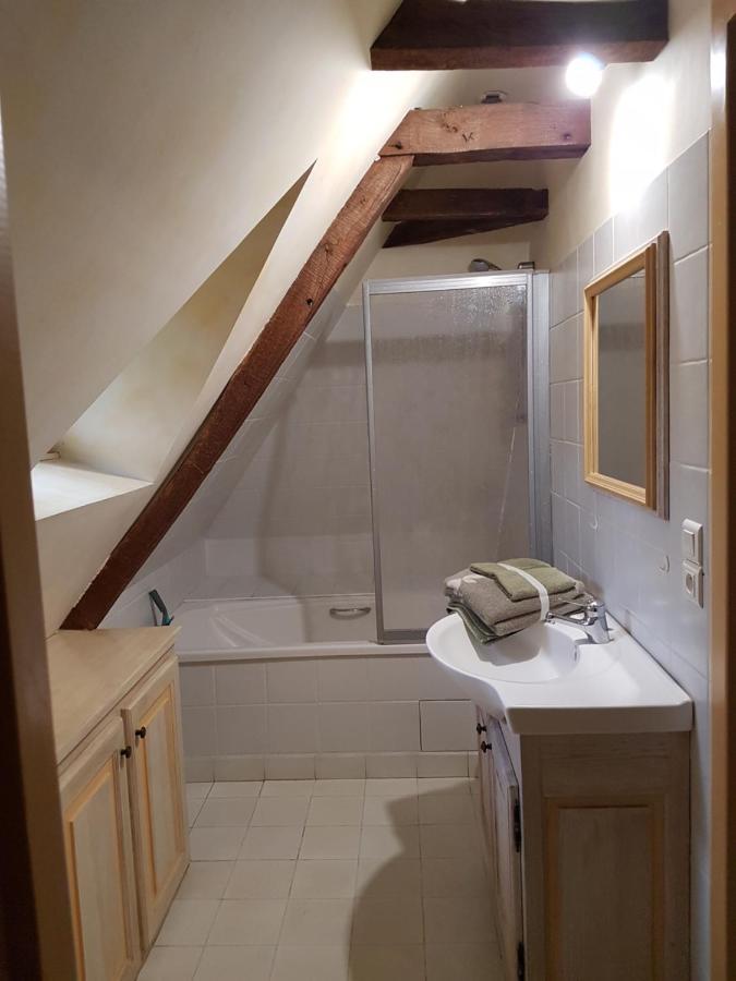 La Ferme De Sapharey Bed & Breakfast Sarrazac  ภายนอก รูปภาพ